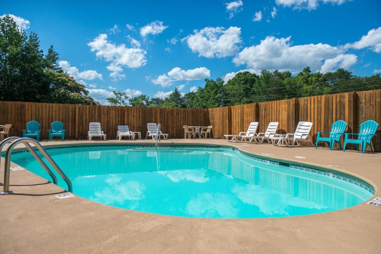 Papaw's Bear Den Villa Pigeon Forge Bagian luar foto